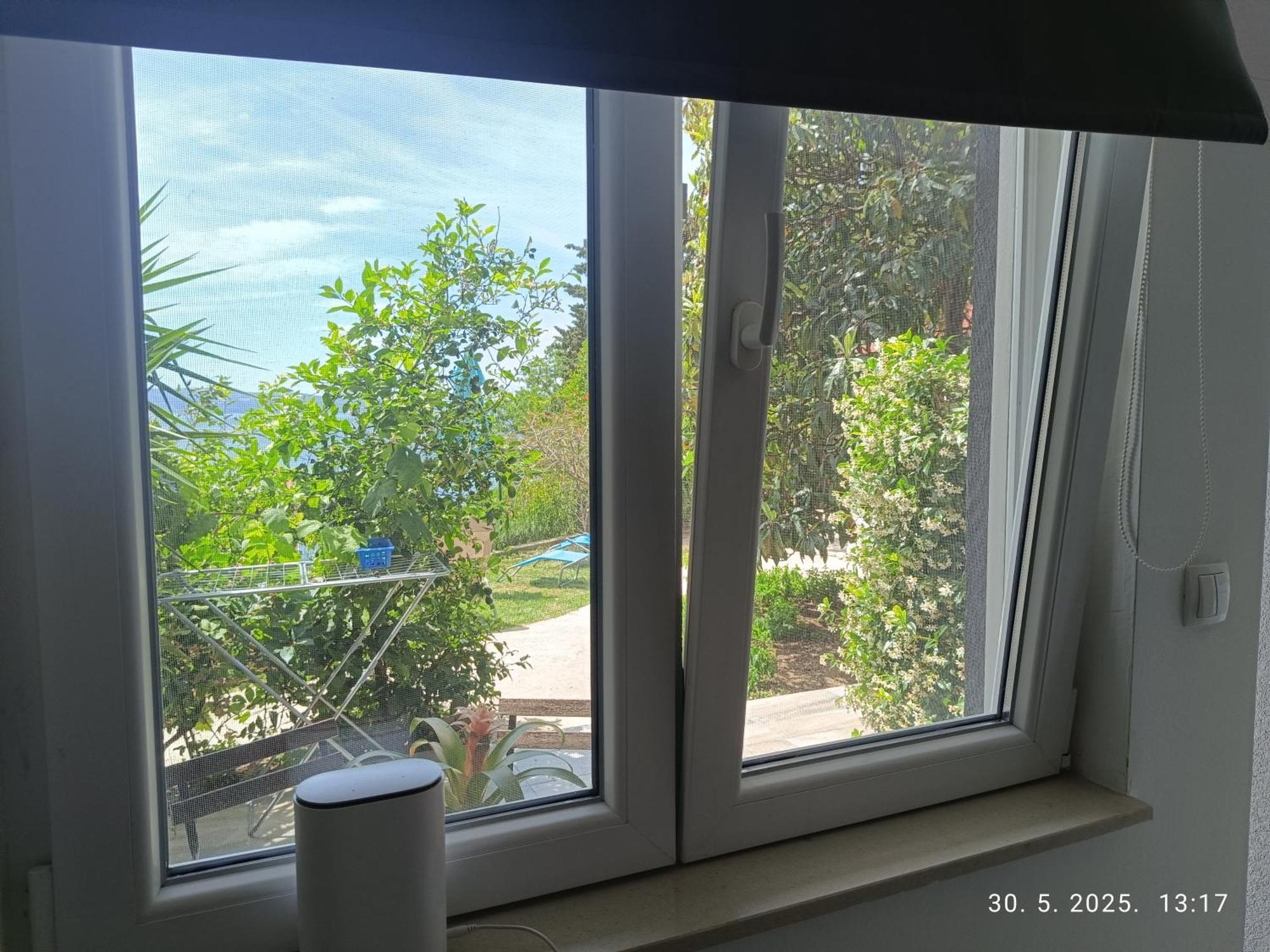 Apartamento Leonica Omiš Exterior foto
